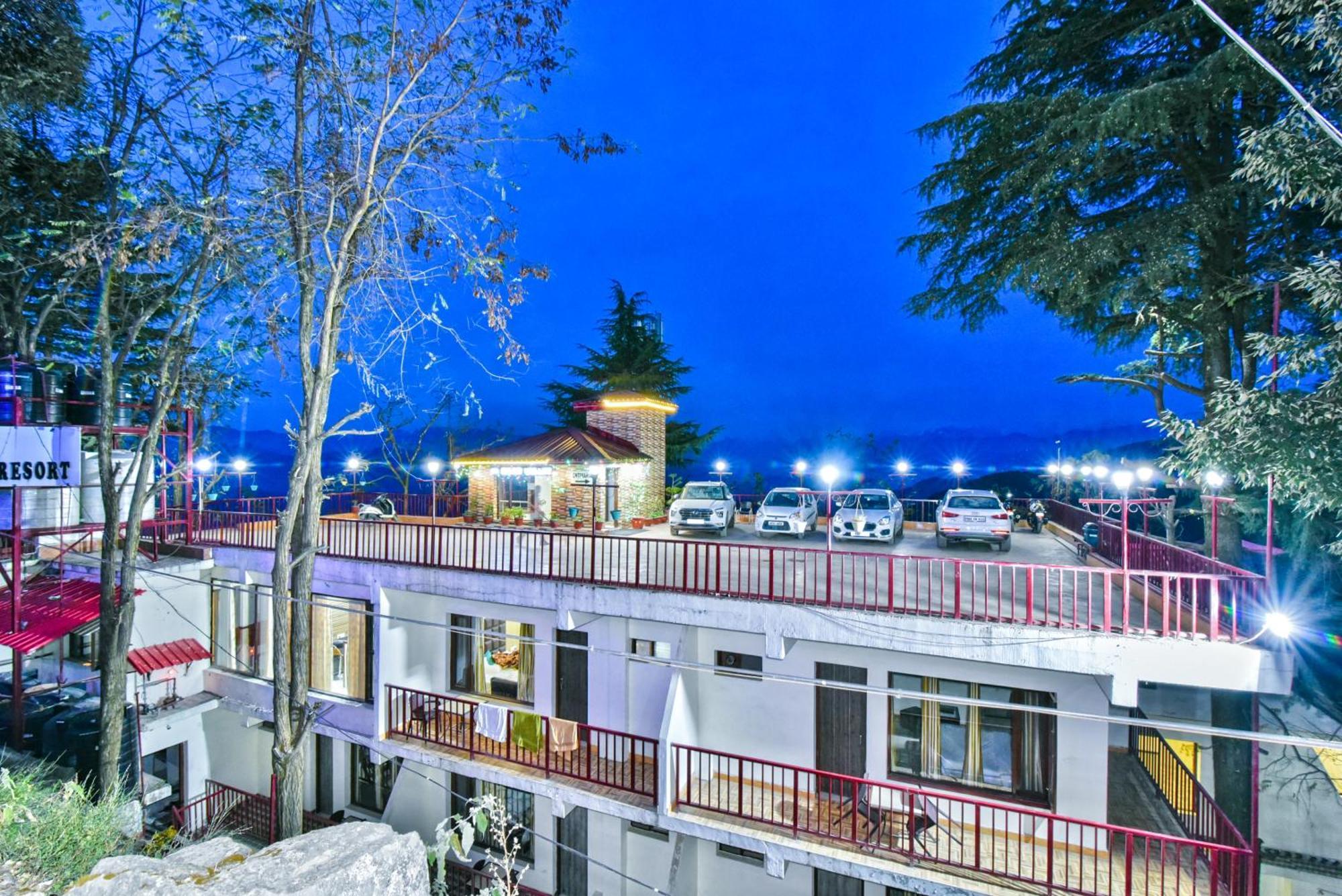 Bear Valley Resort ダルハウジ エクステリア 写真